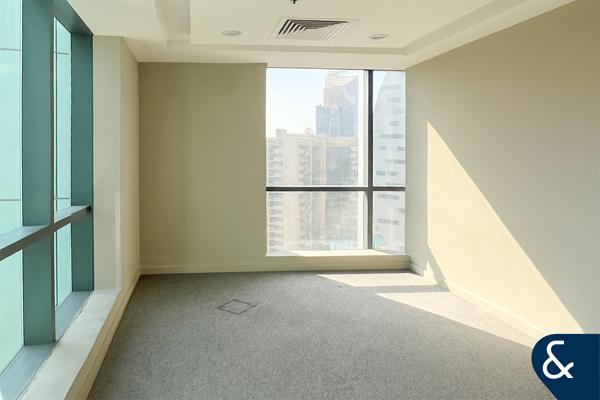 Prime Location | Close to Metro | Vacant